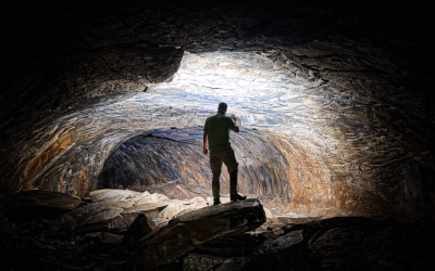 Northern Arizona: Ghost Town of Jerome, Hopi Salt Trail, Lava Caves & Meteorite Craters